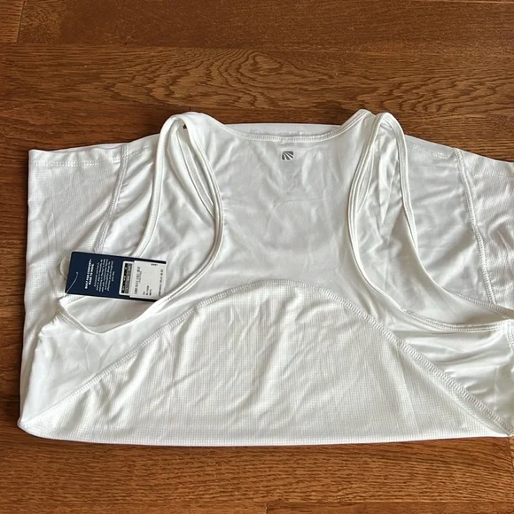 NWT Marika white lightweight athletic workout tank top - Picture 5 of 8